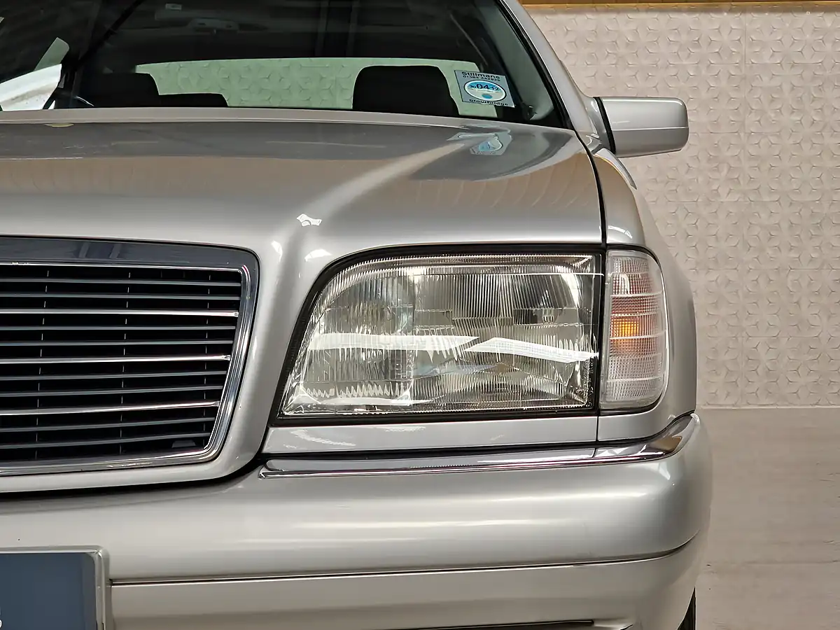 Used 1997 Mercedes-Benz S-Class Iridium Silver - Interior and Exterior details 8