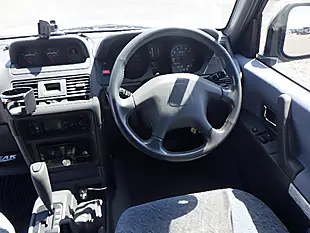 Used 1997 Mitsubishi Pajero Swb Flared Arch Silver - Interior and Exterior details 15