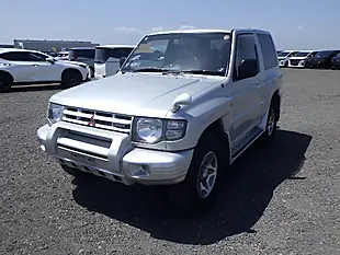 Used 1997 Mitsubishi Pajero Swb Flared Arch Silver - Interior and Exterior details 6
