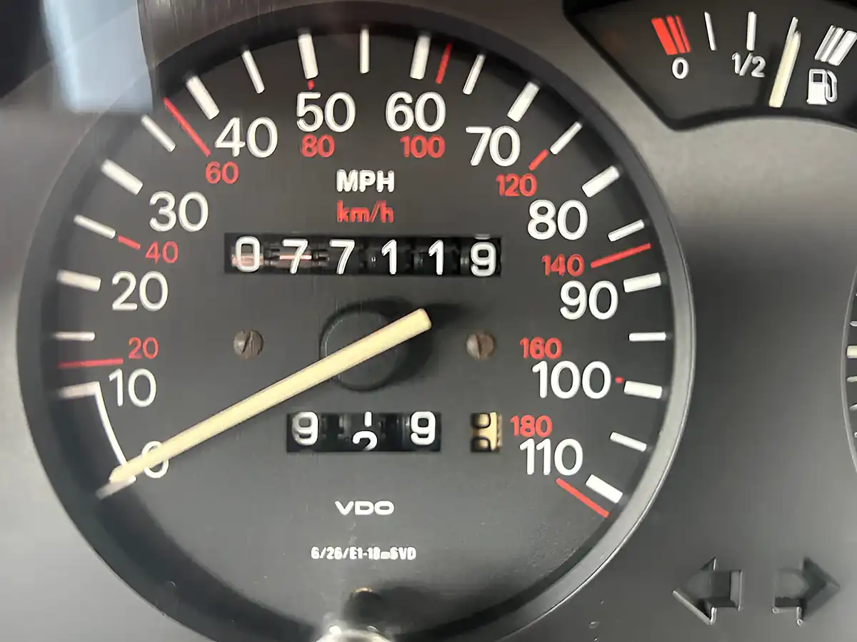 Used 1997 Peugeot 106 Xl Silver - Interior and Exterior details 16