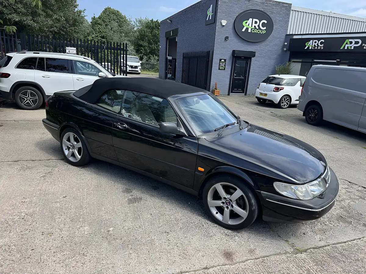 Used 1997 Saab 900 S Black - Interior and Exterior details 14