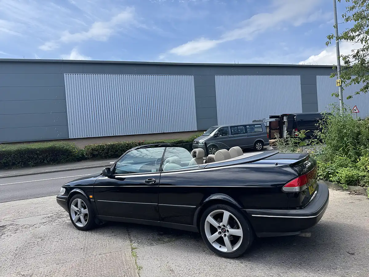 Used 1997 Saab 900 S Black - Interior and Exterior details 2