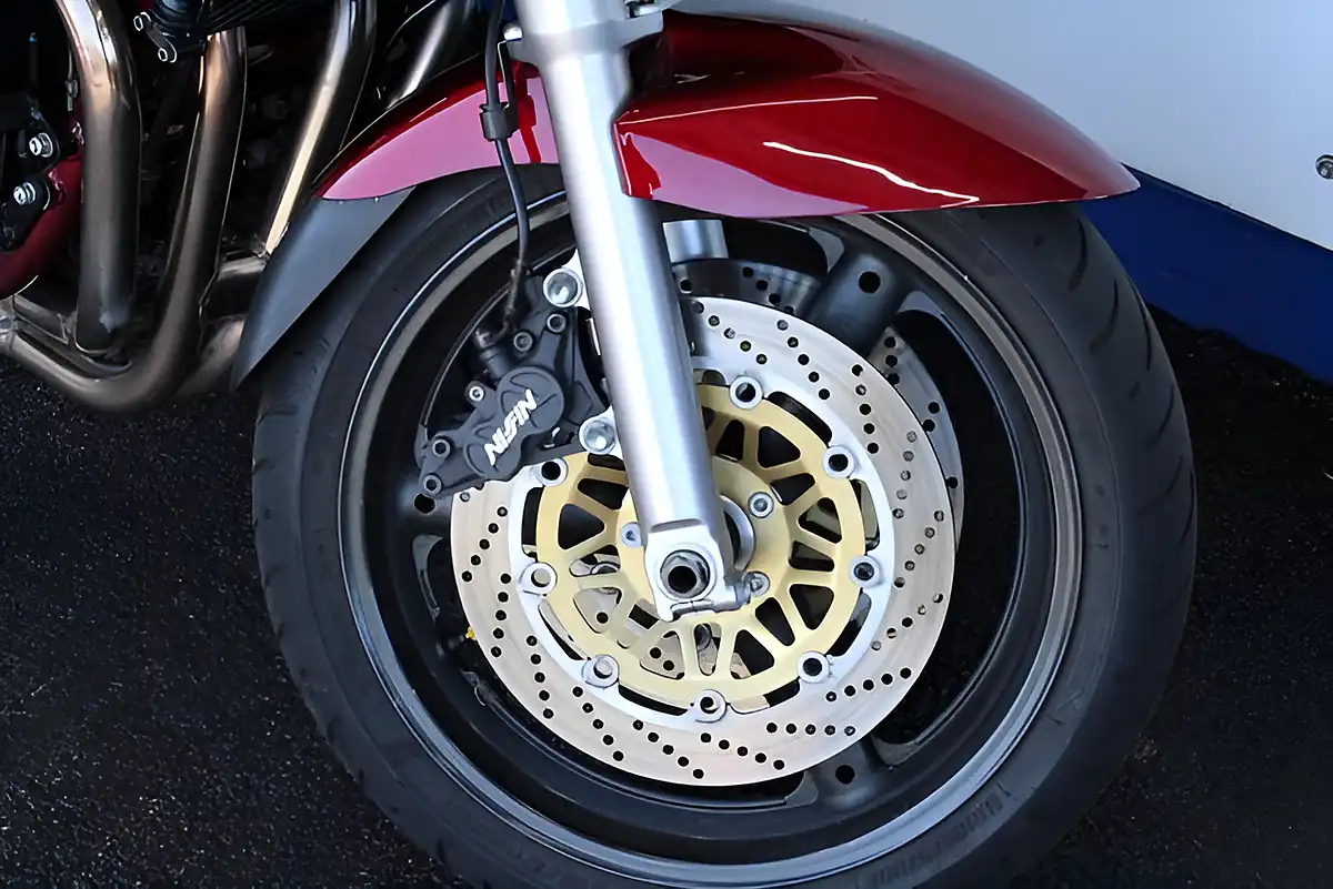 Used 1997 Suzuki Bandit 1200 Faired Maroon Metallic Red - Interior and Exterior details 13