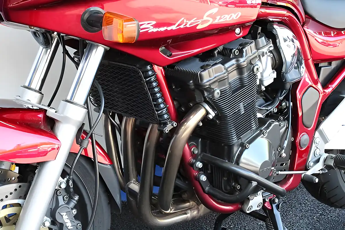 Used 1997 Suzuki Bandit 1200 Faired Maroon Metallic Red - Interior and Exterior details 19