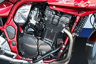 Used 1997 Suzuki Bandit 1200 Faired Maroon Metallic Red - Interior and Exterior details 4