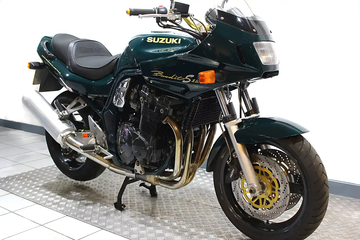 Used 1997 Suzuki Bandit GSF1200S Green - Interior and Exterior details 2