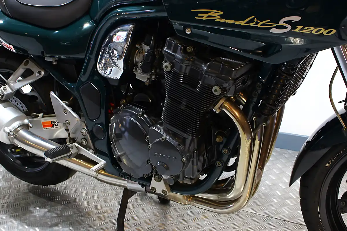 Used 1997 Suzuki Bandit GSF1200S Green - Interior and Exterior details 6
