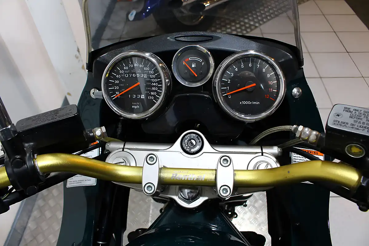Used 1997 Suzuki Bandit GSF1200S Green - Interior and Exterior details 8
