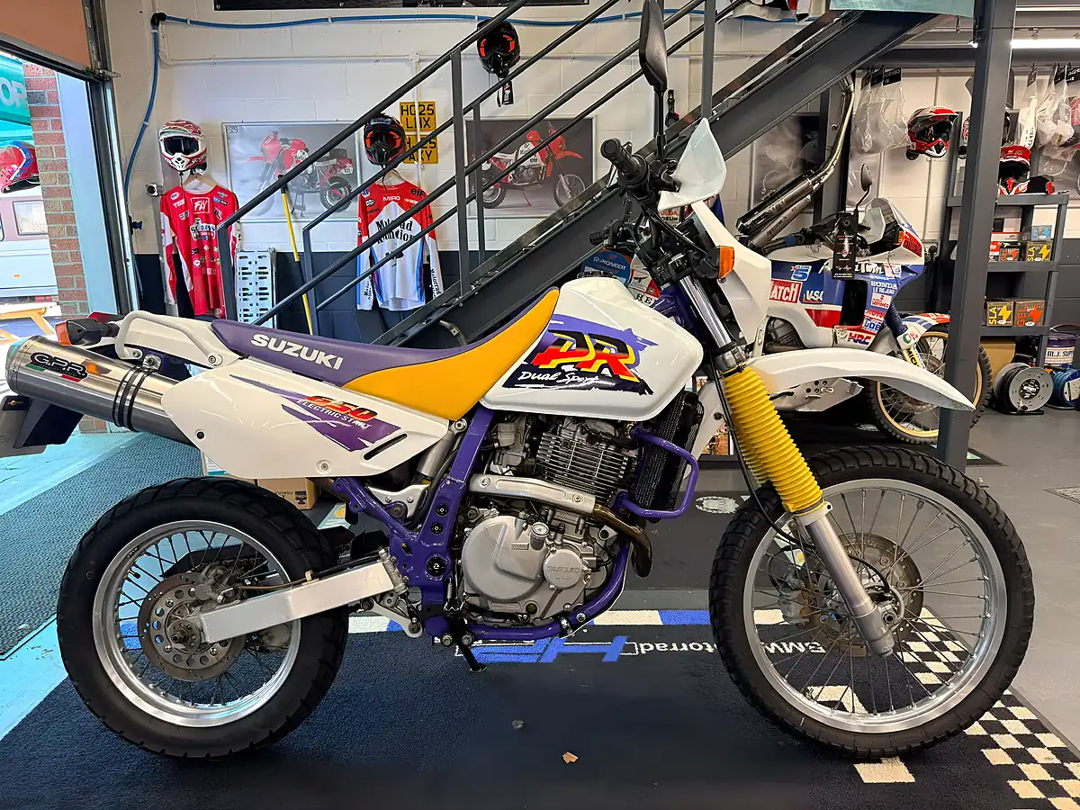 Used 1997 Suzuki DR650 Dual Sport - Front View