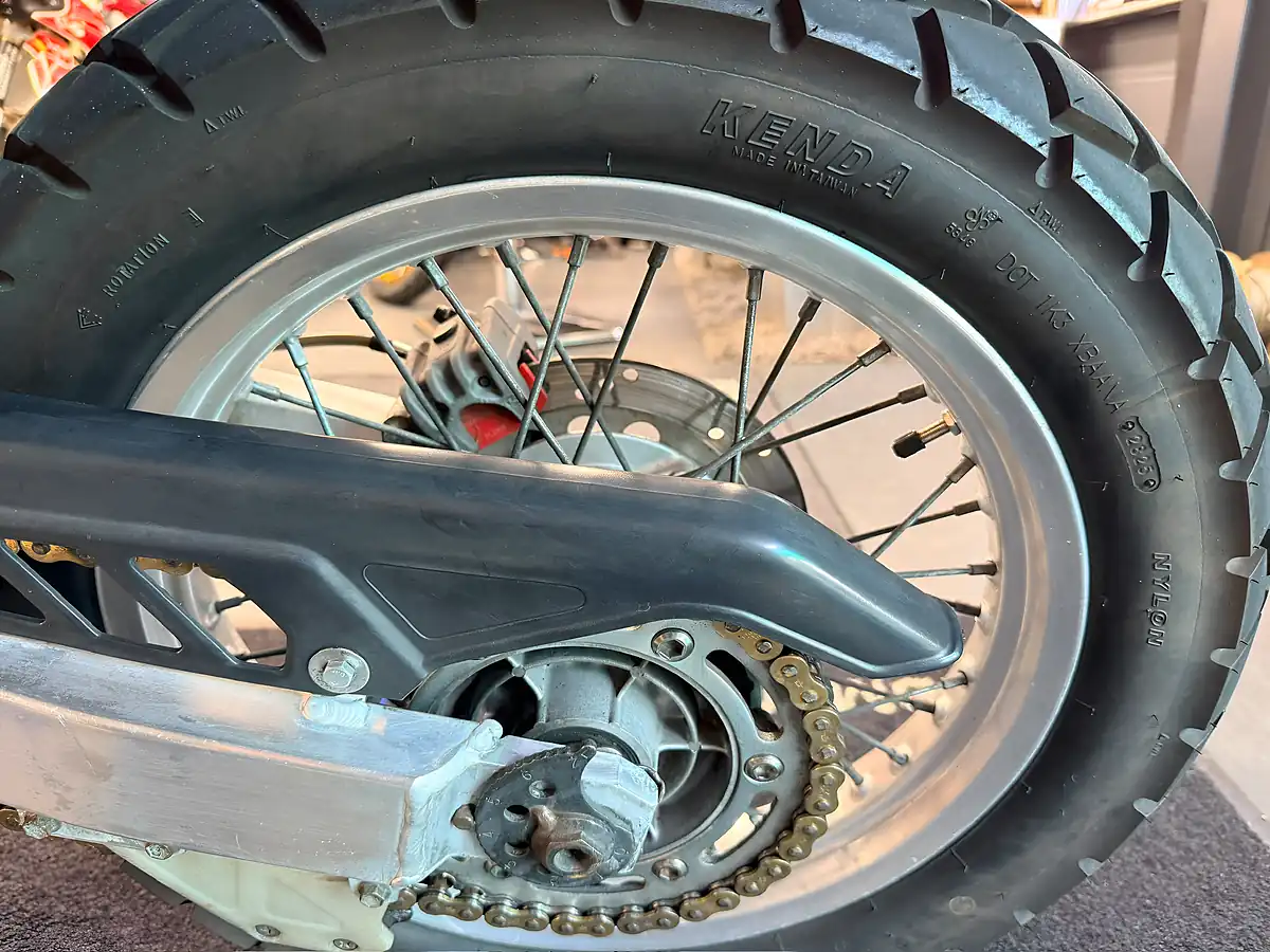Used 1997 Suzuki DR650 Dual Sport - Interior and Exterior details 13