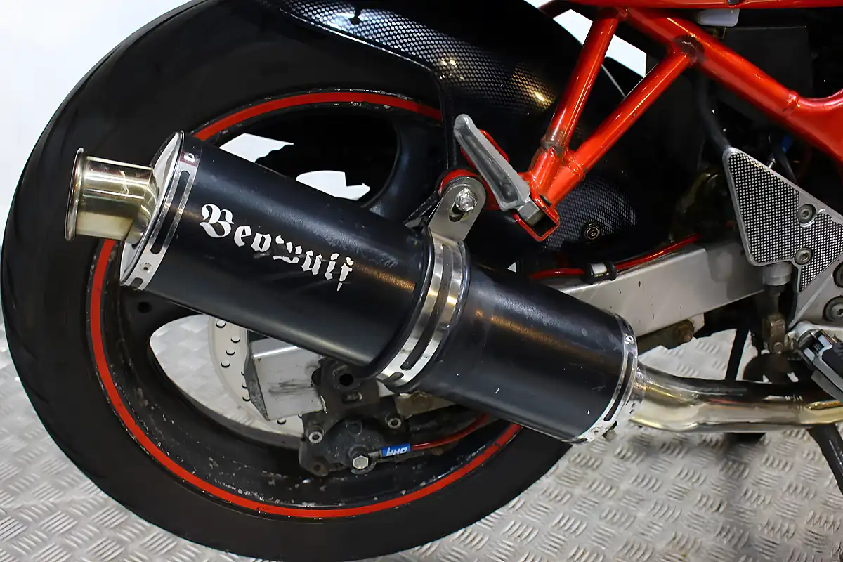 Used 1997 Suzuki GSF600 S Bandit Orange - Interior and Exterior details 4