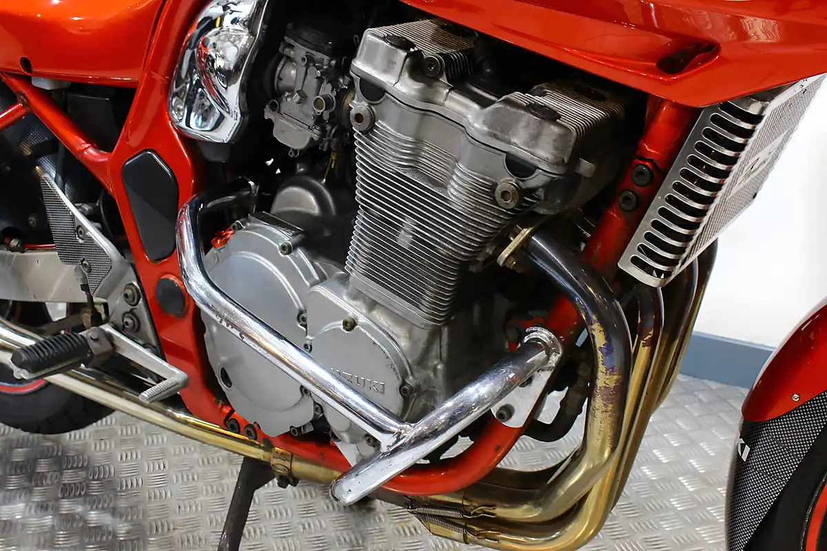 Used 1997 Suzuki GSF600 S Bandit Orange - Interior and Exterior details 5