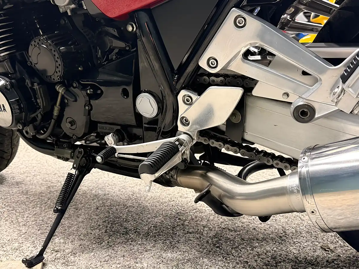 Used 1997 Yamaha XJR1200 Red - Interior and Exterior details 16