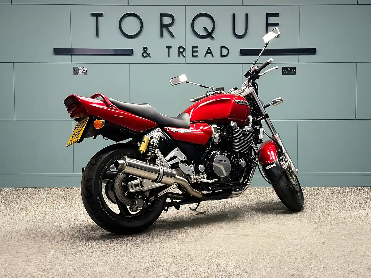 Used 1997 Yamaha XJR1200 Red - Interior and Exterior details 3