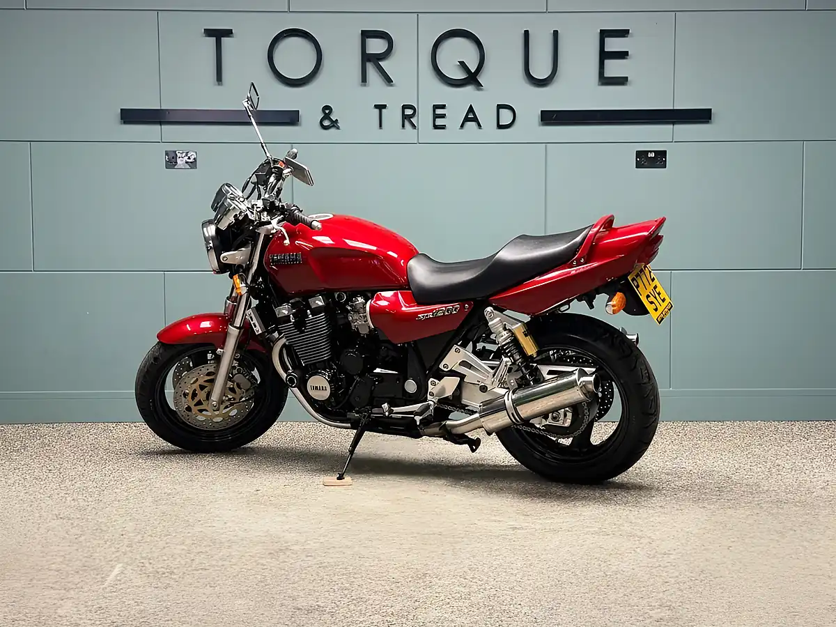 Used 1997 Yamaha XJR1200 Red - Interior and Exterior details 7