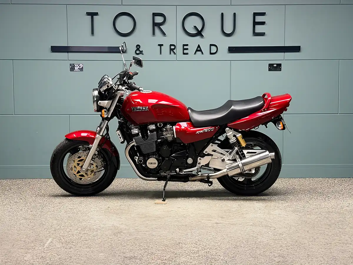 Used 1997 Yamaha XJR1200 Red - Interior and Exterior details 8