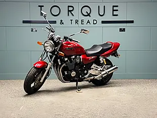 Used 1997 Yamaha XJR1200 Red - Interior and Exterior details 9