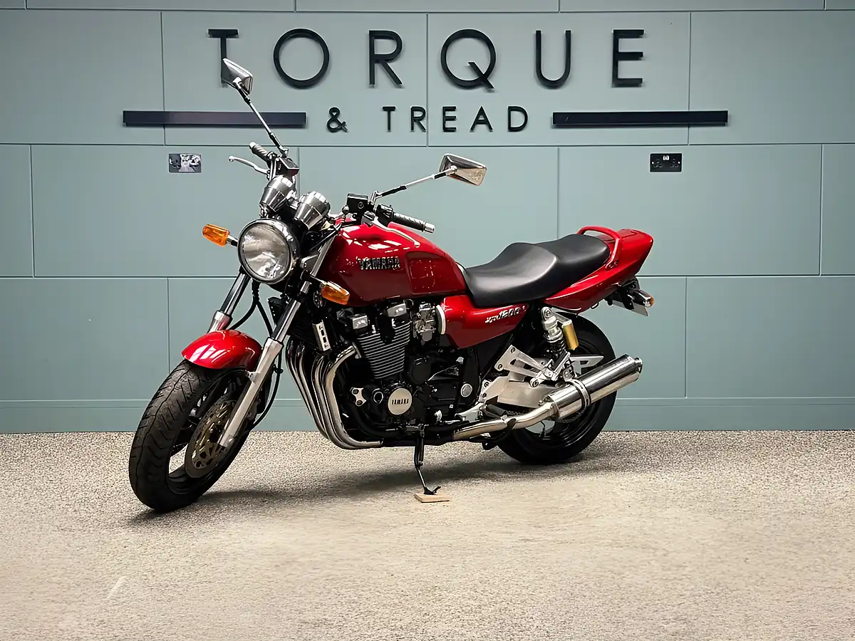 Used 1997 Yamaha XJR1200 Red - Interior and Exterior details 9