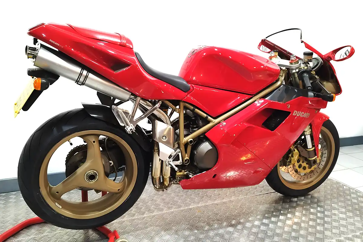 Used 1998 Ducati 916 Biposto Red - Interior and Exterior details 6