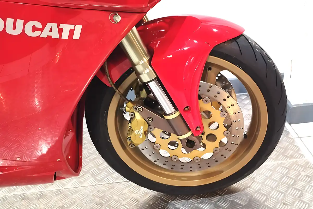 Used 1998 Ducati 916 Biposto Red - Interior and Exterior details 8