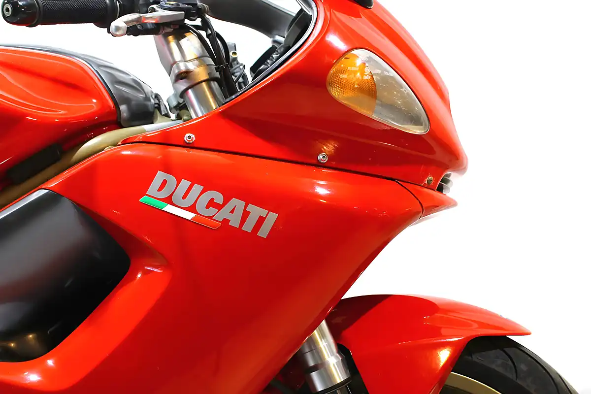 Used 1998 Ducati ST2 Red - Interior and Exterior details 4