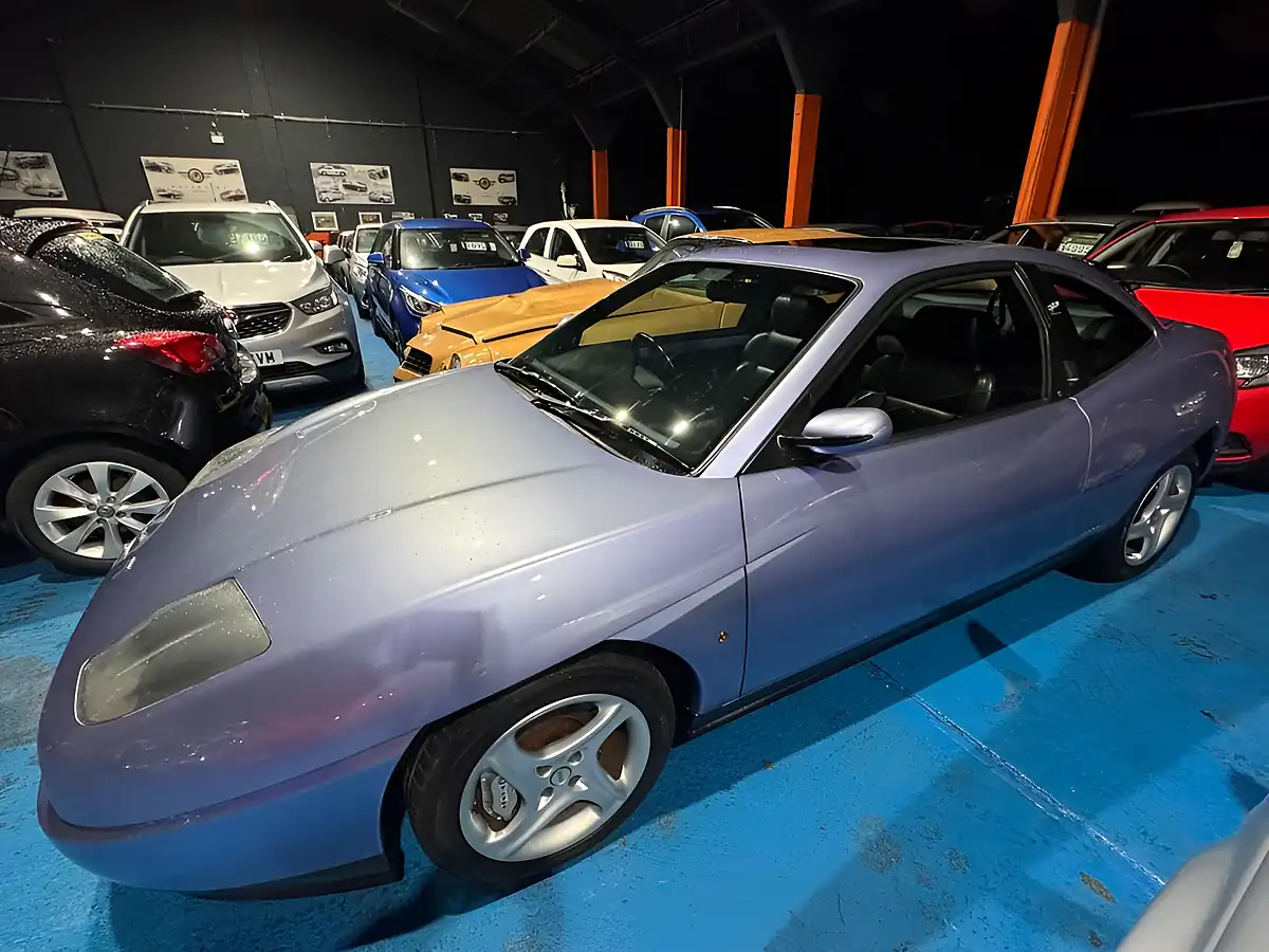 Used 1998 Fiat Coupé Portofino Blue - Front View