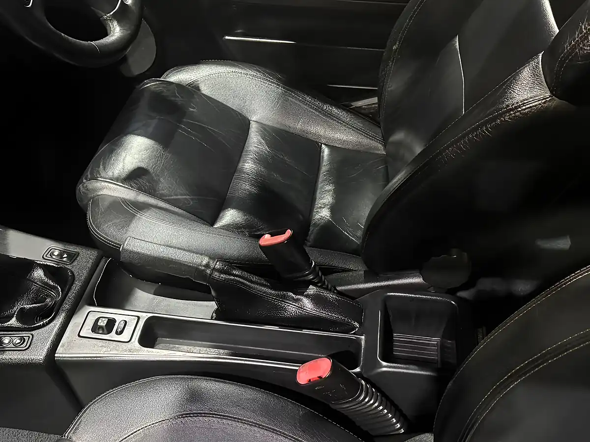 Used 1998 Fiat Coupé Portofino Blue - Interior and Exterior details 11