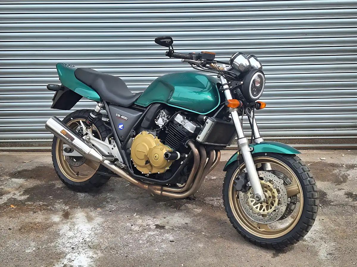 Used 1998 Honda Cb Super Sport Green - Front View