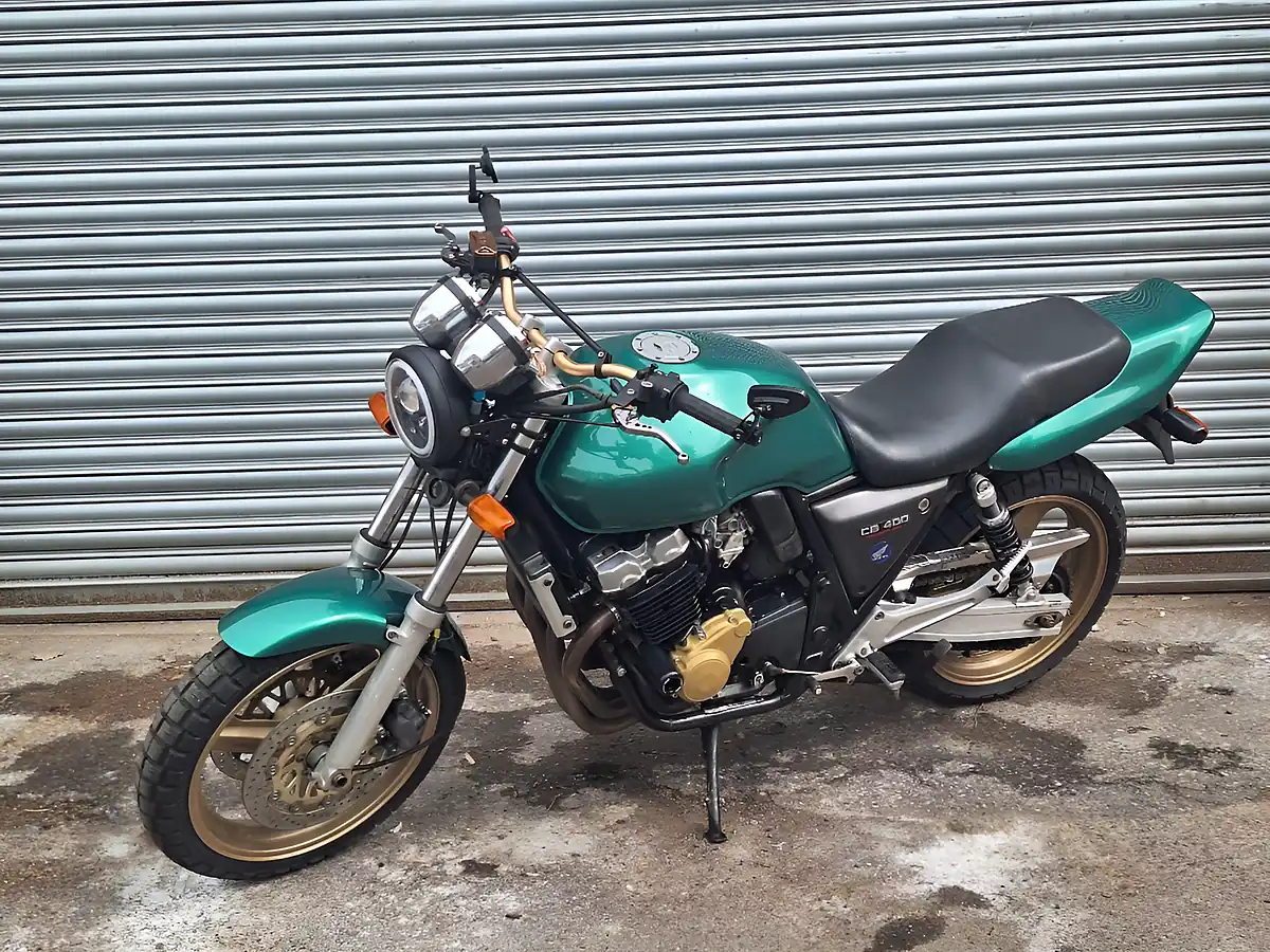 Used 1998 Honda Cb Super Sport Green - Interior and Exterior details 10