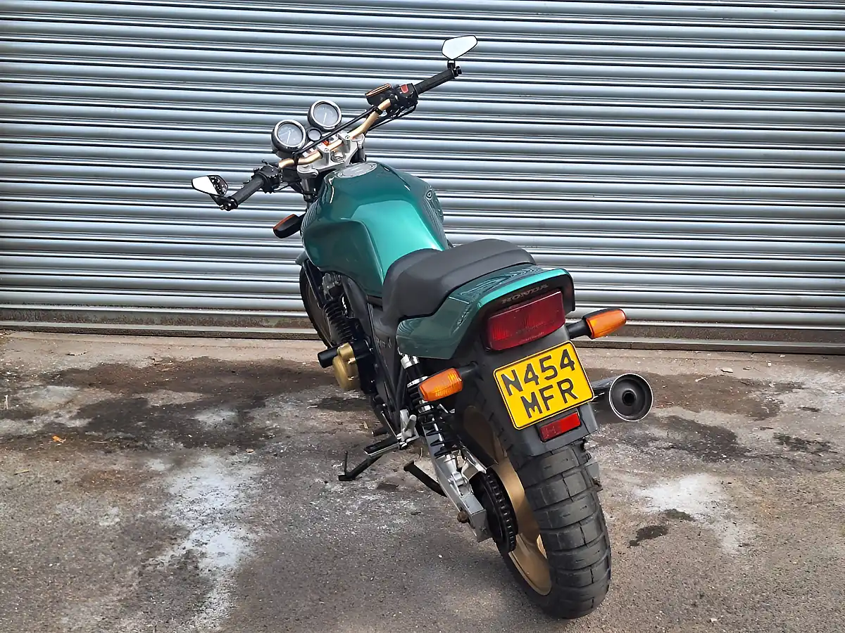Used 1998 Honda Cb Super Sport Green - Interior and Exterior details 7