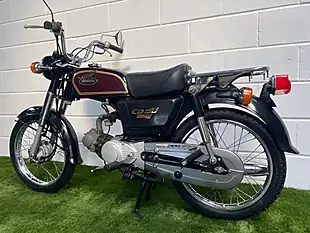 Used 1998 Honda cd90 Benly Black Maroon - Interior and Exterior details 9