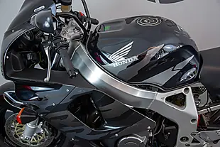 Used 1998 Honda Fireblade Rrv Black - Interior and Exterior details 12