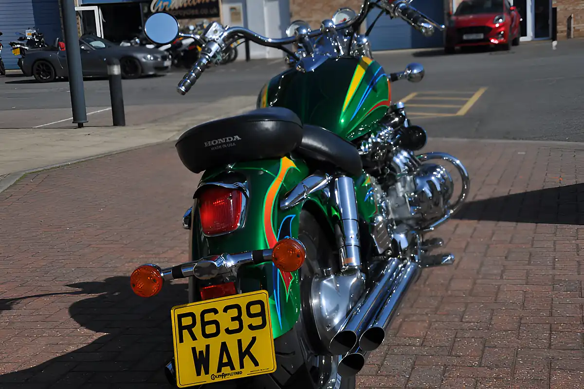 Used 1998 Honda Valkyrie GL1500C F6C Green - Interior and Exterior details 19