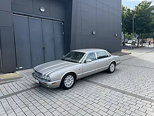Used 1998 Jaguar XJ8 Lwb Silver - Interior and Exterior details 6