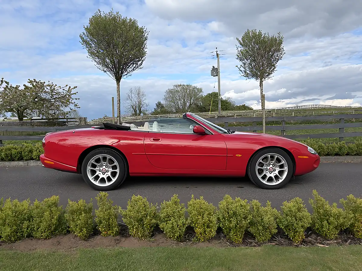 Used 1998 Jaguar XK8 Xkr Red - Front View