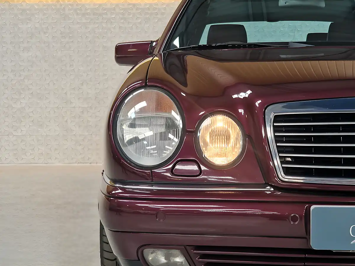 Used 1998 Mercedes-Benz E-Class Avantgarde Designo Purple - Interior and Exterior details 11