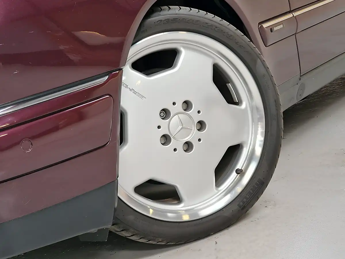 Used 1998 Mercedes-Benz E-Class Avantgarde Designo Purple - Interior and Exterior details 15
