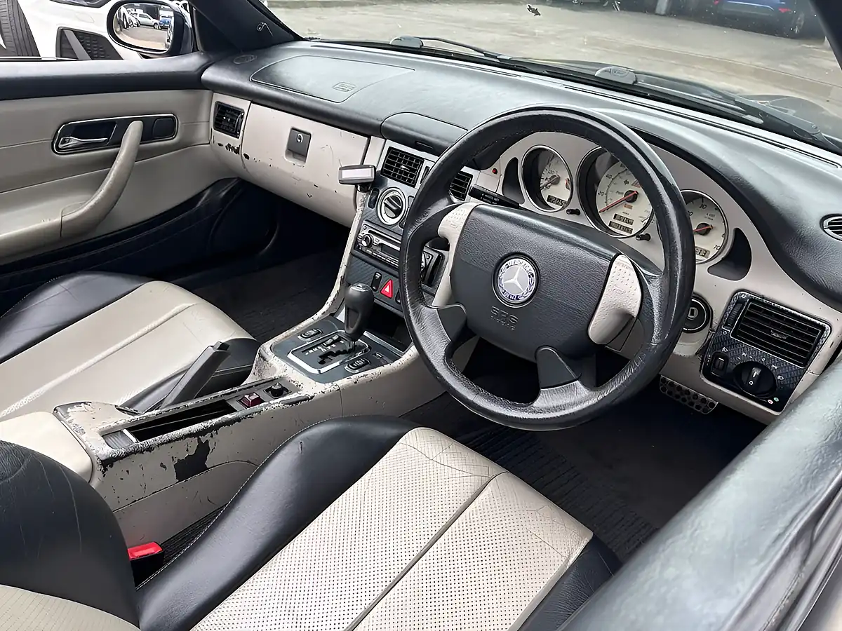 Used 1998 Mercedes-Benz Slk Black - Interior and Exterior details 9