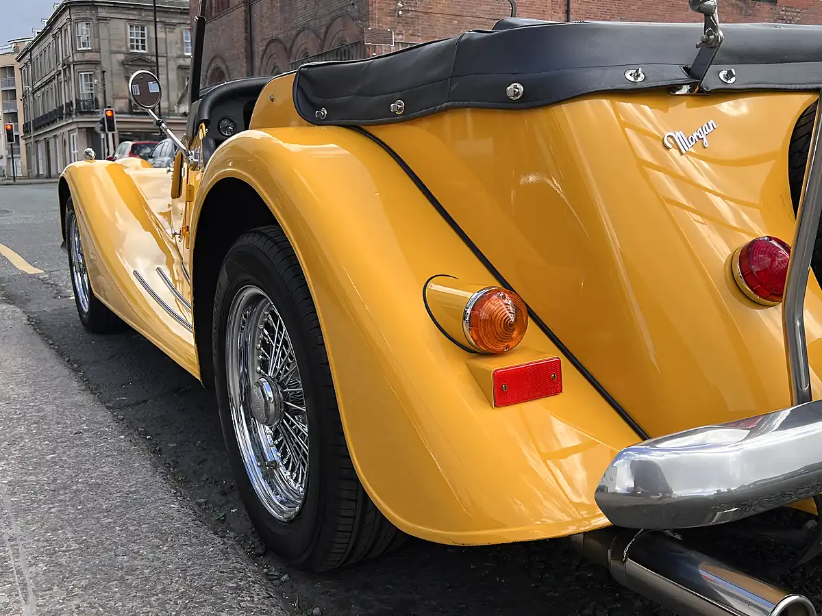 Used 1998 Morgan Plus 4 Four Seater Yellow - Interior and Exterior details 19