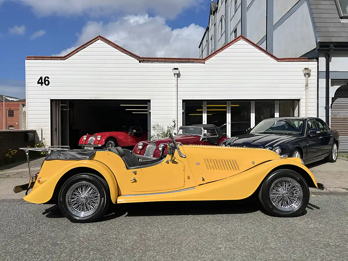 Used 1998 Morgan Plus 4 Four Seater Yellow - Interior and Exterior details 3