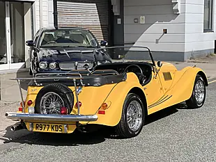 Used 1998 Morgan Plus 4 Four Seater Yellow - Interior and Exterior details 4