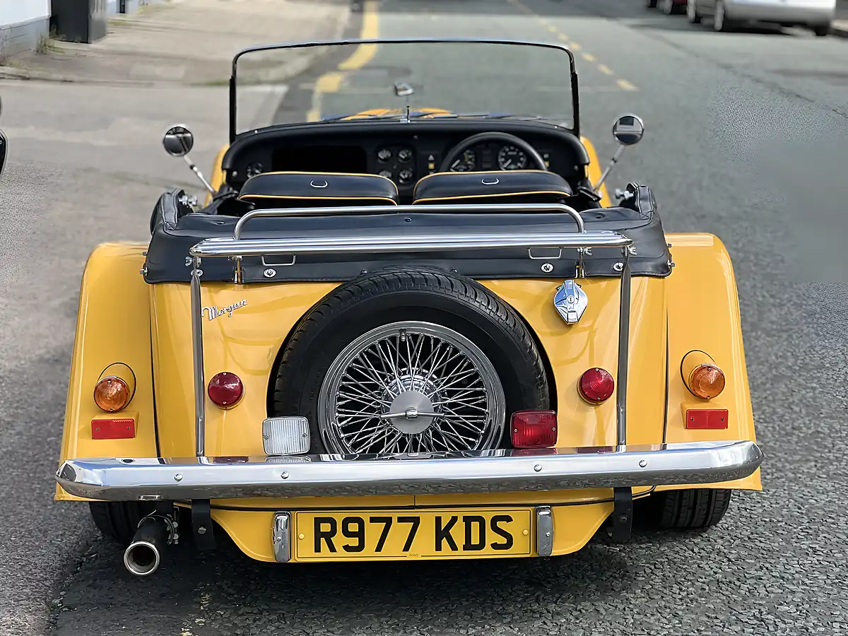 Used 1998 Morgan Plus 4 Four Seater Yellow - Interior and Exterior details 5