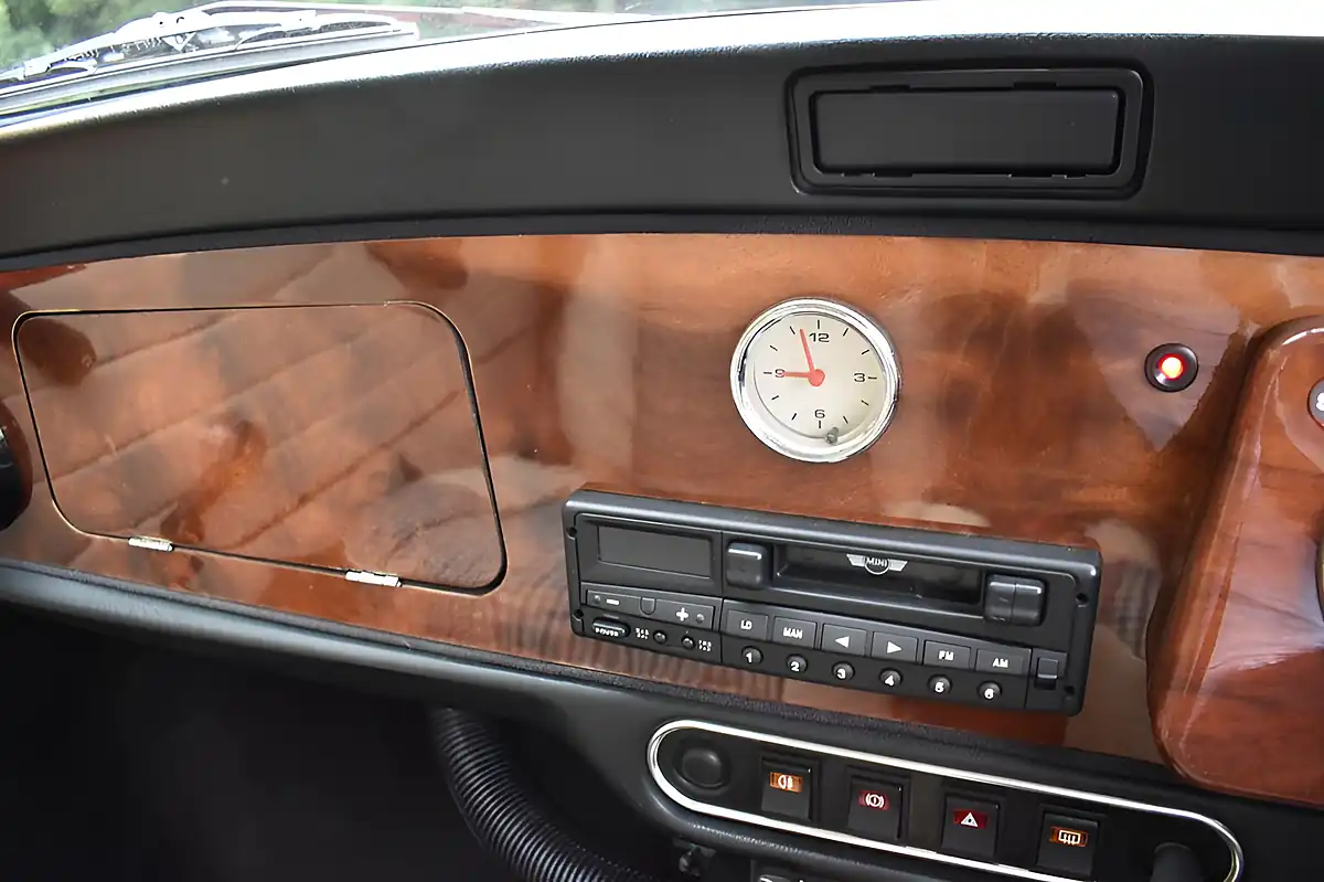 Used 1998 Rover MINI Orange - Interior and Exterior details 18