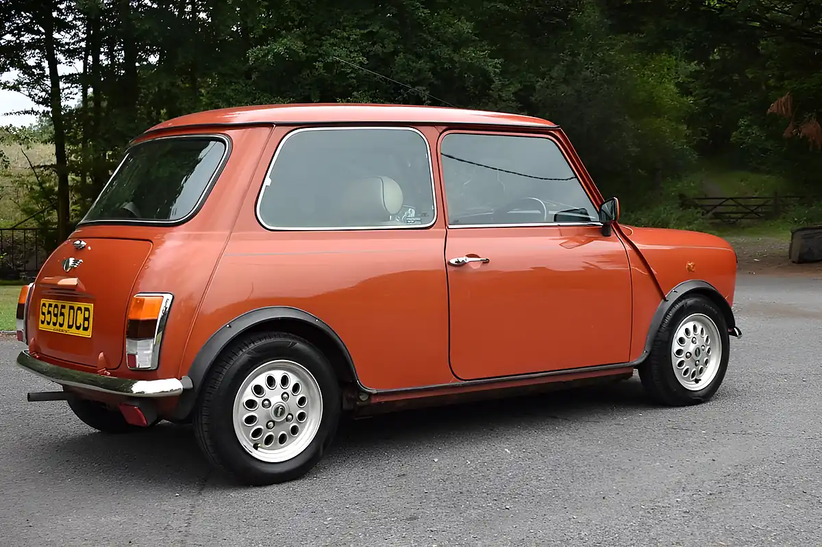 Used 1998 Rover MINI Orange - Interior and Exterior details 4