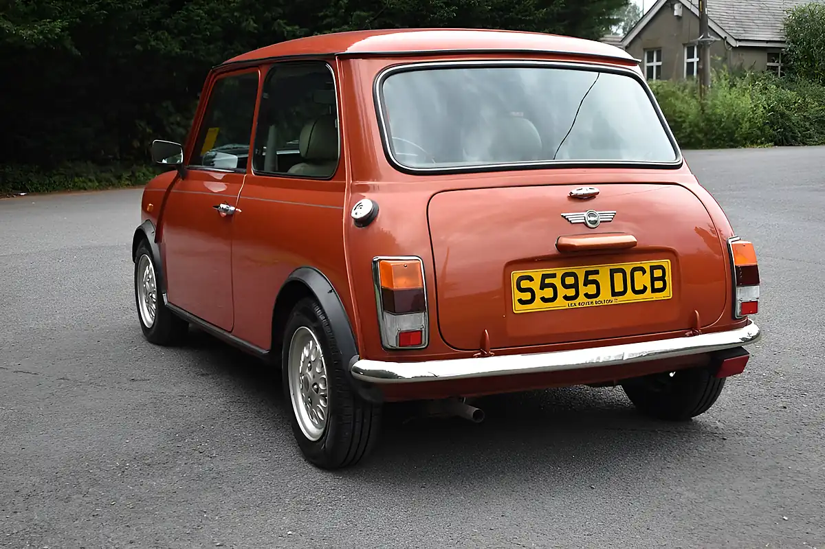 Used 1998 Rover MINI Orange - Interior and Exterior details 7