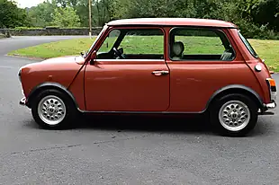 Used 1998 Rover MINI Orange - Interior and Exterior details 9