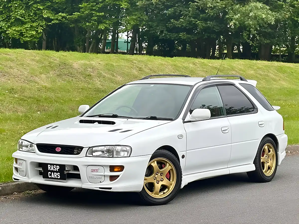 Used 1998 Subaru Impreza Wrx Sti Version 5 Wagon White - Interior and Exterior details 12