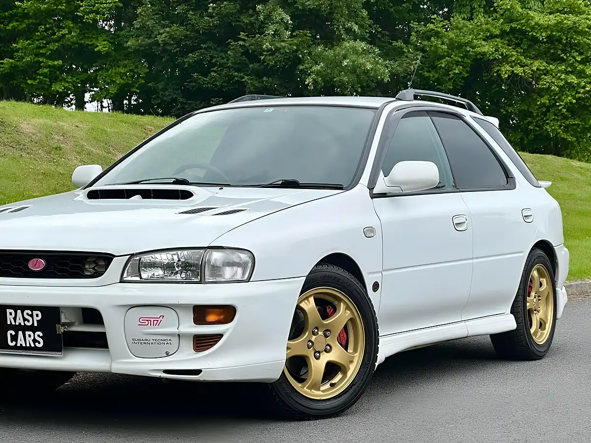 Used 1998 Subaru Impreza Wrx Sti Version 5 Wagon White - Interior and Exterior details 15