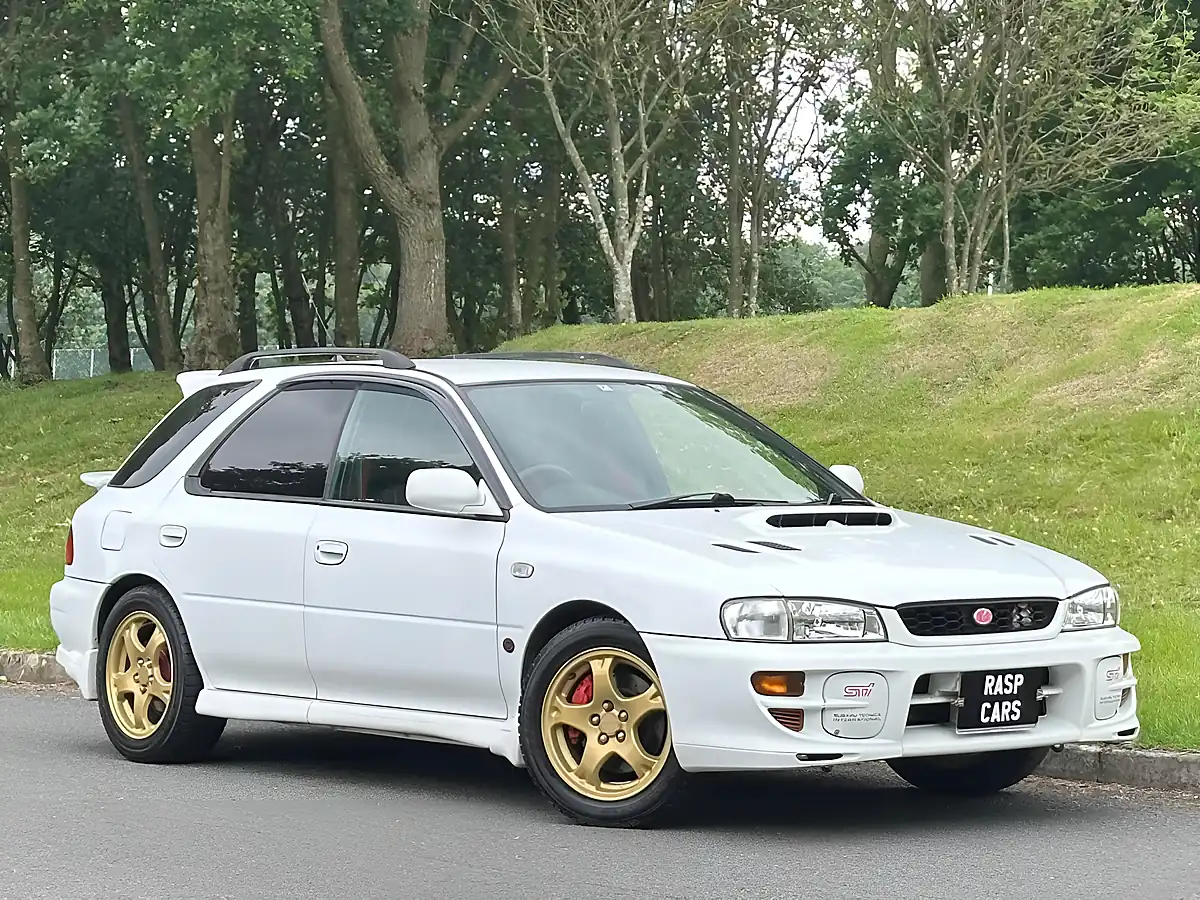 Used 1998 Subaru Impreza Wrx Sti Version 5 Wagon White - Interior and Exterior details 2