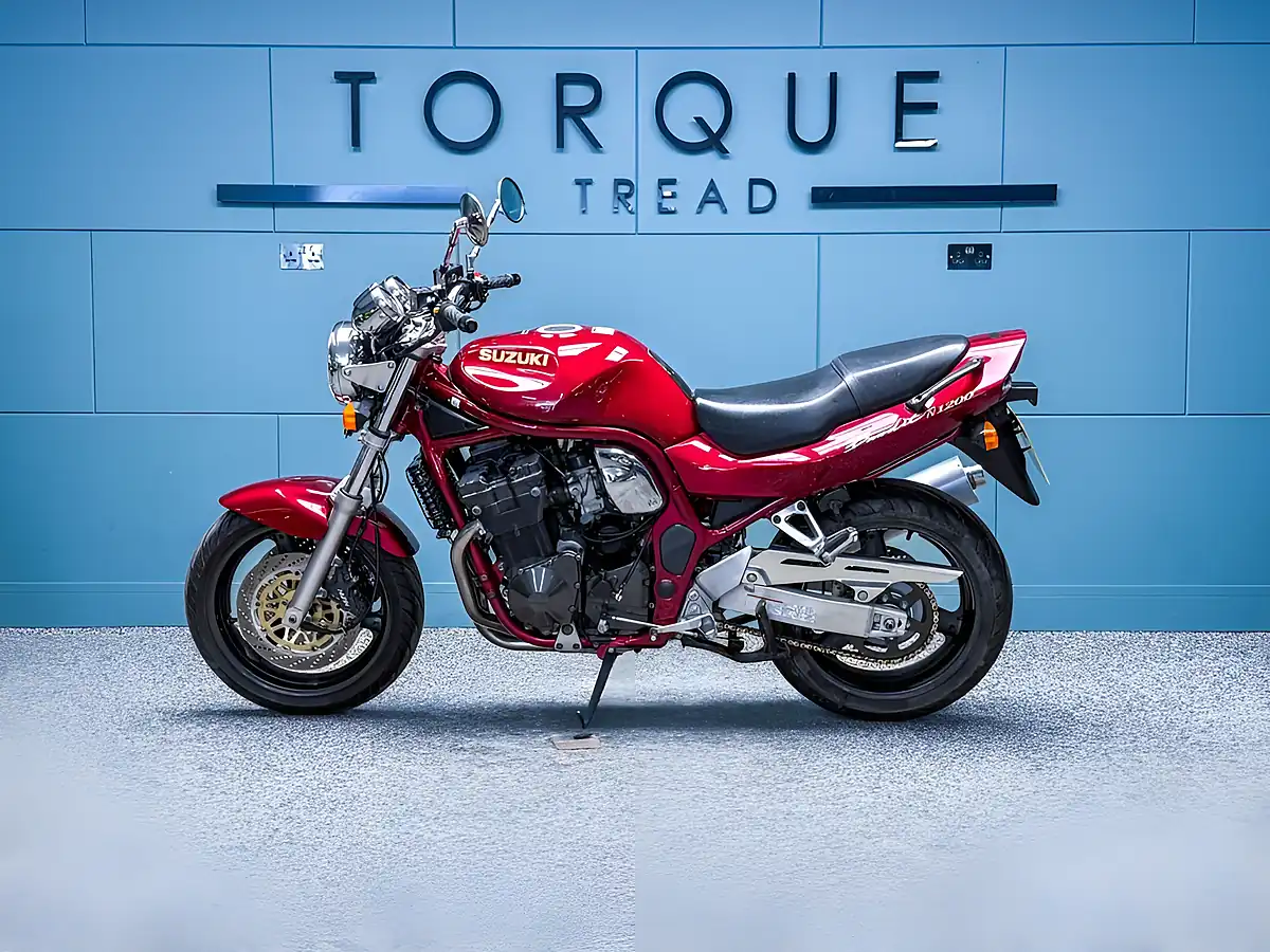 Used 1998 Suzuki Bandit 1200 N Red - Interior and Exterior details 8